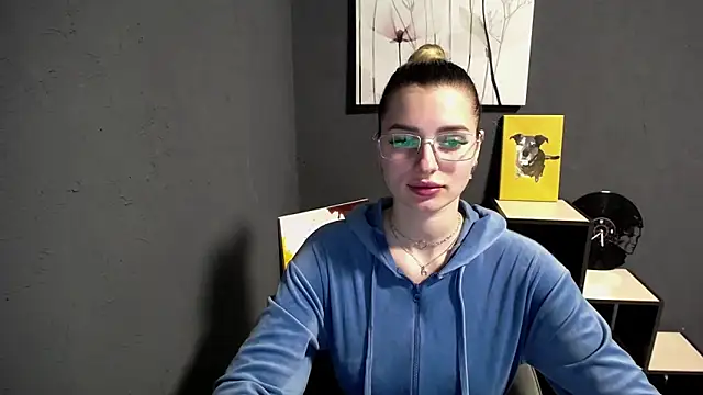 Snapshot of lady_olivia_ chatting on 25, 4, 2026 lady olivia online show from 25, 4, 2026