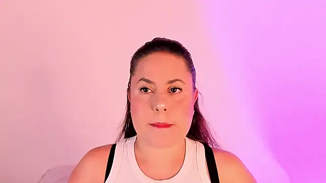 Snapshot of Alisson_zambrano chatting on 2, 3, 2026 Alisson zambrano online show from 2, 3, 2026