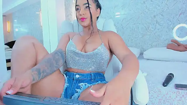 Snapshot of ximena_case chatting on 19, 9, 2025 ximena case online show from 19, 9, 2025