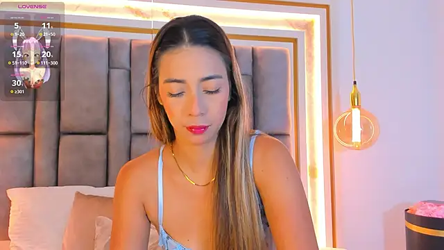 Snapshot of elianabrown chatting on 2, 12, 2025 elianabrown online show from 2, 12, 2025