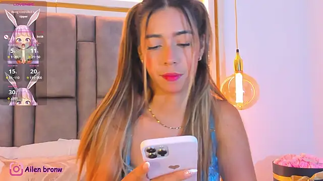 Snapshot of elianabrown chatting on 13, 12, 2025 elianabrown online show from 13, 12, 2025