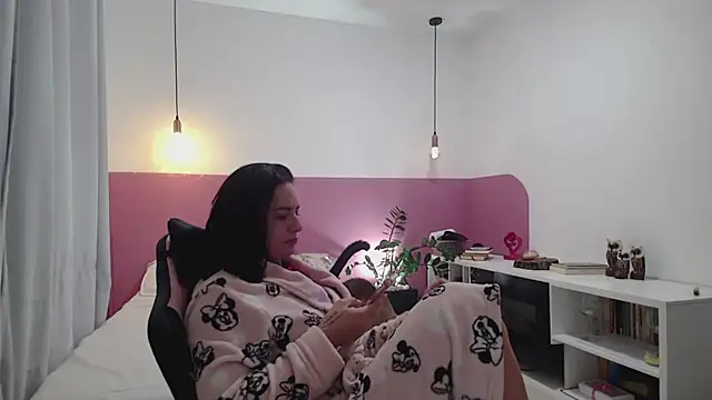 Snapshot of YasmimBrasil chatting on 19, 5, 2026 YasmimBrasil online show from 19, 5, 2026