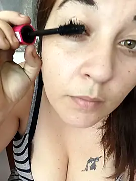 yzabell18 online show from 20, 11, 2025