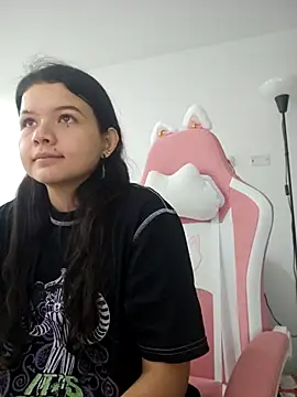 azumiichan online show from 22, 10, 2025