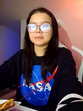 azumiichan online show from 27, 11, 2025