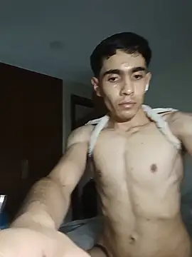 Snapshot of femboyxx69 chatting on 14, 6, 2026 femboyxx69 online show from 14, 6, 2026