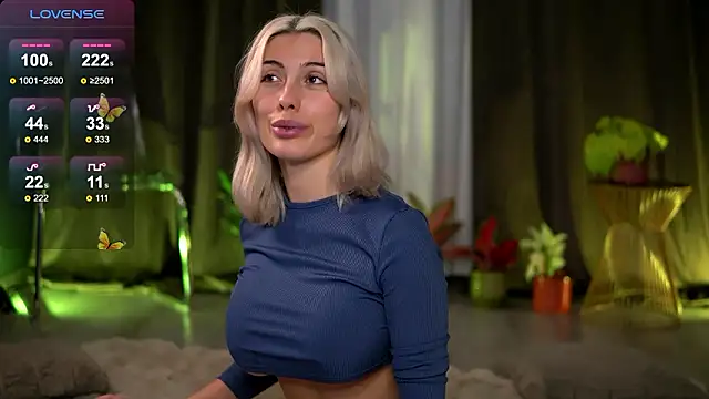 Snapshot of AudreyZanne chatting on 16, 2, 2026 AudreyZanne online show from 16, 2, 2026