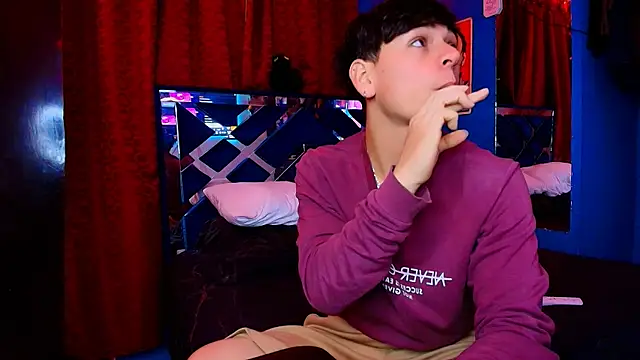 Snapshot of Luke_Howland chatting on 25, 2, 2026 Luke Howland online show from 25, 2, 2026