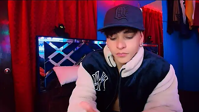 Luke Howland online show from 12, 4, 2026