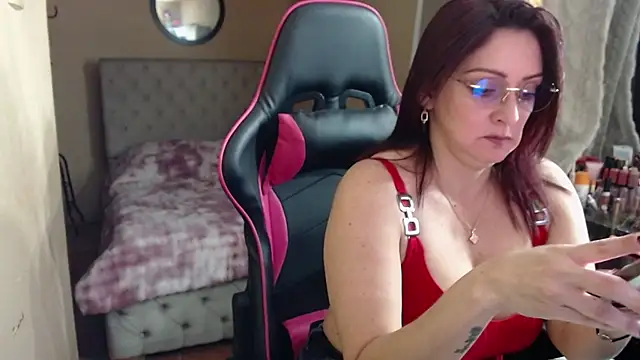 Snapshot of Carol_Scottt chatting on 12, 5, 2026 Carol Scottt online show from 12, 5, 2026