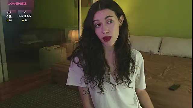 Snapshot of sadetuiningaa chatting on 22, 9, 2025 sadetuiningaa online show from 22, 9, 2025