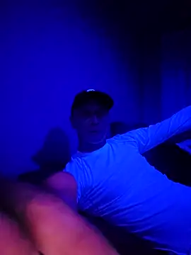 McdyllanXX online show from 25, 2, 2025