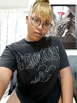 charmainexxx online show from 7, 11, 2025