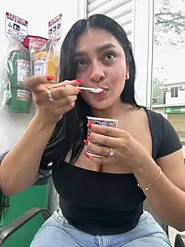 Snapshot of sarasoto_1 chatting on 23, 2, 2025 sarasoto 1 online show from 23, 2, 2025