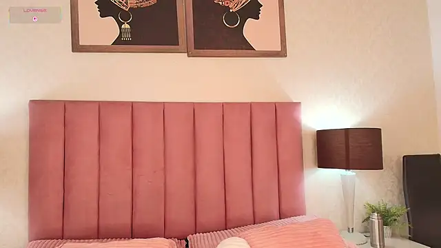 celine golden1 online show from 28, 10, 2025