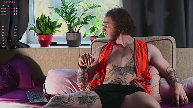 pleasure8869 online show from 30, 9, 2025