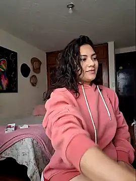 Thaliacooper  online show from 21, 12, 2024