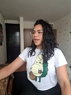 Thaliacooper  online show from 7, 11, 2025