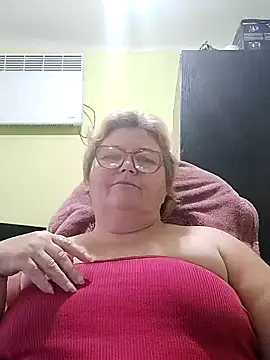 Snapshot of AlenushkaGold chatting on 21, 12, 2024 AlenushkaGold online show from 21, 12, 2024