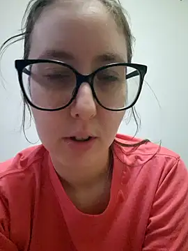 Snapshot of Sarah459 chatting on 14, 5, 2026 Sarah459 online show from 14, 5, 2026