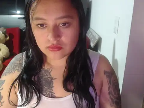 Snapshot of Dahiana_Rous chatting on 7, 2, 2026 Dahiana Rous online show from 7, 2, 2026