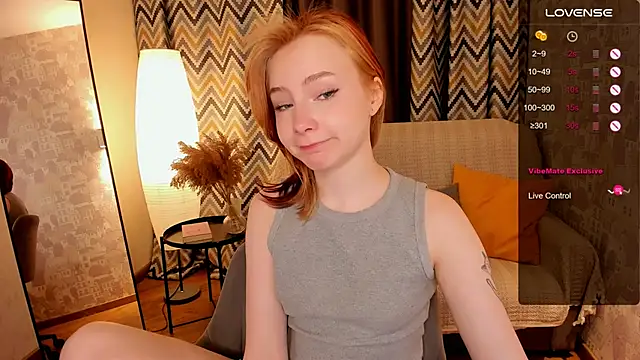 Snapshot of LanaBlu_ chatting on 6, 2, 2025 LanaBlu online show from 6, 2, 2025