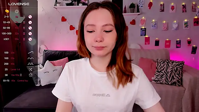 Snapshot of LanaBlu_ chatting on 18, 1, 2026 LanaBlu online show from 18, 1, 2026