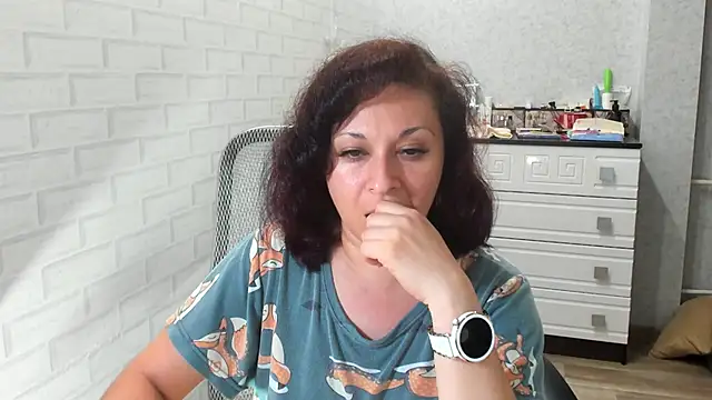 Snapshot of TeasyLana chatting on 11, 6, 2026 TeasyLana online show from 11, 6, 2026