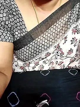 Snapshot of Aishu-tamil09 chatting on 8, 1, 2026 Aishu-tamil09 online show from 8, 1, 2026