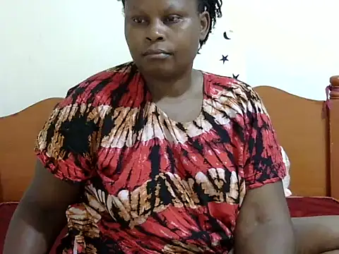 Snapshot of Pretty_lilly02 chatting on 29, 9, 2025 Pretty lilly02 online show from 29, 9, 2025