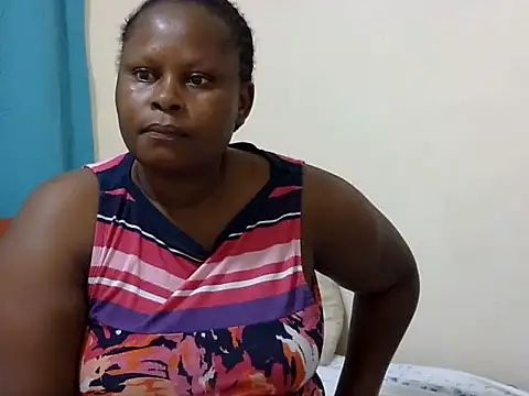 Snapshot of Pretty_lilly02 chatting on 14, 2, 2026 Pretty lilly02 online show from 14, 2, 2026