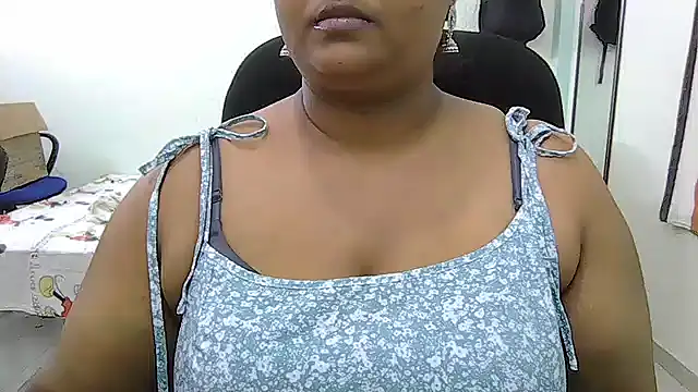 Snapshot of tamil_ureniya chatting on 24, 1, 2025 tamil ureniya online show from 24, 1, 2025