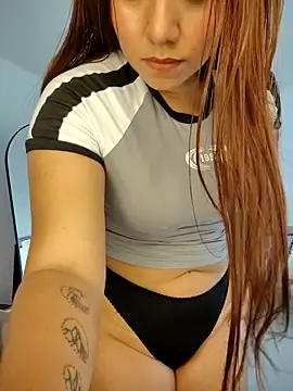 Snapshot of caro_sweett chatting on 21, 4, 2026 caro sweett online show from 21, 4, 2026