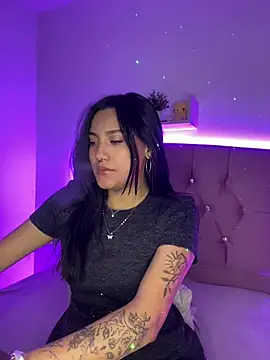 angellique 22 online show from 25, 1, 2025