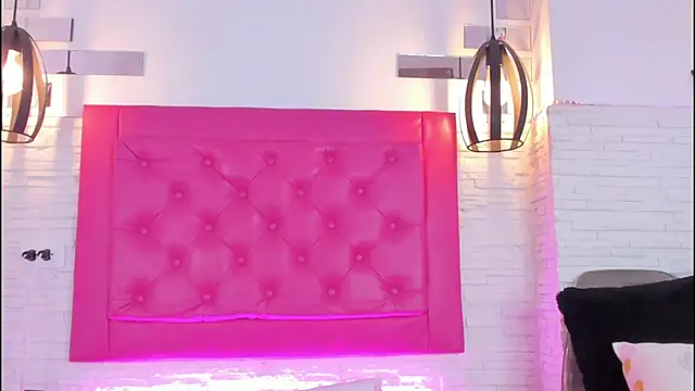 mia six66 online show from 31, 1, 2025