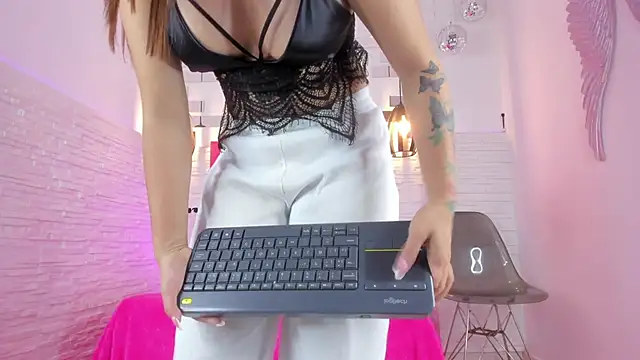 mia six66 online show from 26, 2, 2025