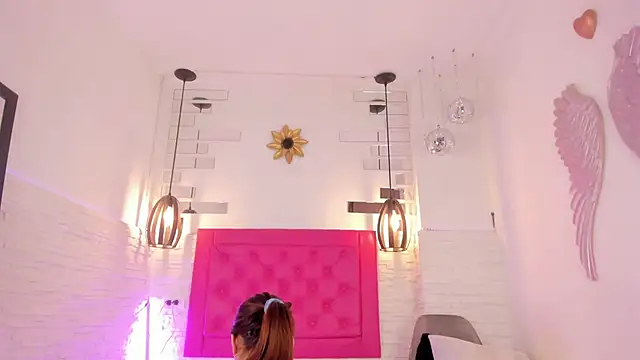 mia six66 online show from 14, 3, 2025