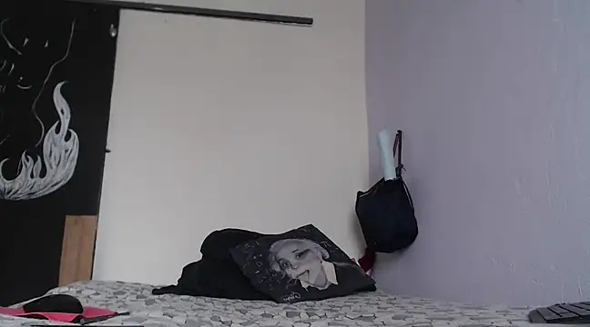 Zafiro subversiva online show from 25, 2, 2025