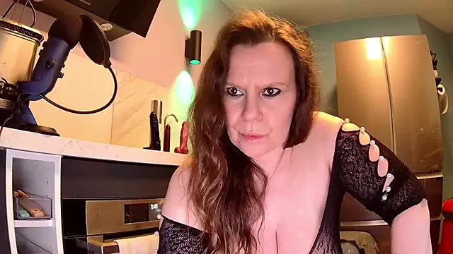 Snapshot of Endrocleia chatting on 17, 12, 2024 Endrocleia online show from 17, 12, 2024