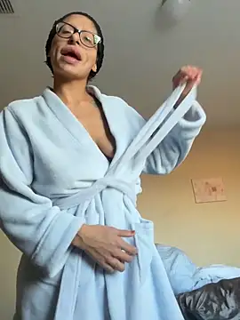 myloveforyouu online show from 1, 10, 2025