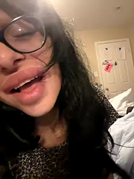 myloveforyouu online show from 19, 11, 2025