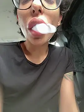 myloveforyouu online show from 13, 2, 2026