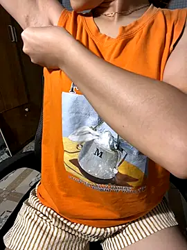 Snapshot of Girllikesexx2 chatting on 25, 9, 2025 Girllikesexx2 online show from 25, 9, 2025