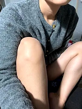 Snapshot of Girllikesexx2 chatting on 27, 11, 2025 Girllikesexx2 online show from 27, 11, 2025