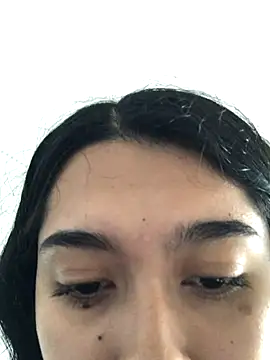 SweetLatiin  online show from 5, 11, 2025