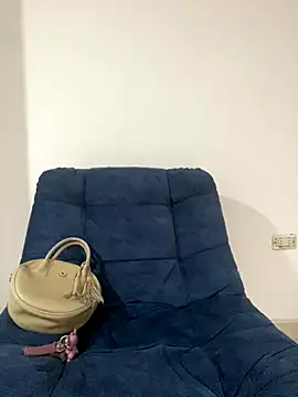 SweetLatiin  online show from 19, 11, 2025