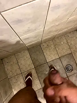 Snapshot of gomespauz chatting on 14, 12, 2025 gomespauz online show from 14, 12, 2025