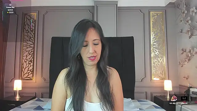Snapshot of Bonnie__milf chatting on 7, 10, 2025 Bonnie milf online show from 7, 10, 2025