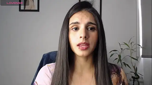 Snapshot of alma_violeta chatting on 19, 1, 2025 alma violeta online show from 19, 1, 2025