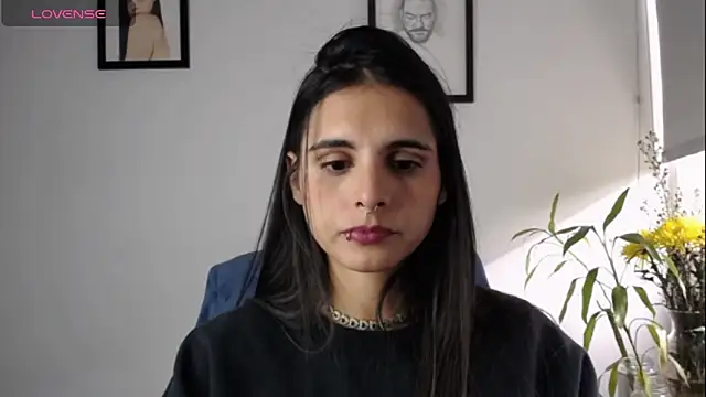 Snapshot of alma_violeta chatting on 27, 1, 2025 alma violeta online show from 27, 1, 2025